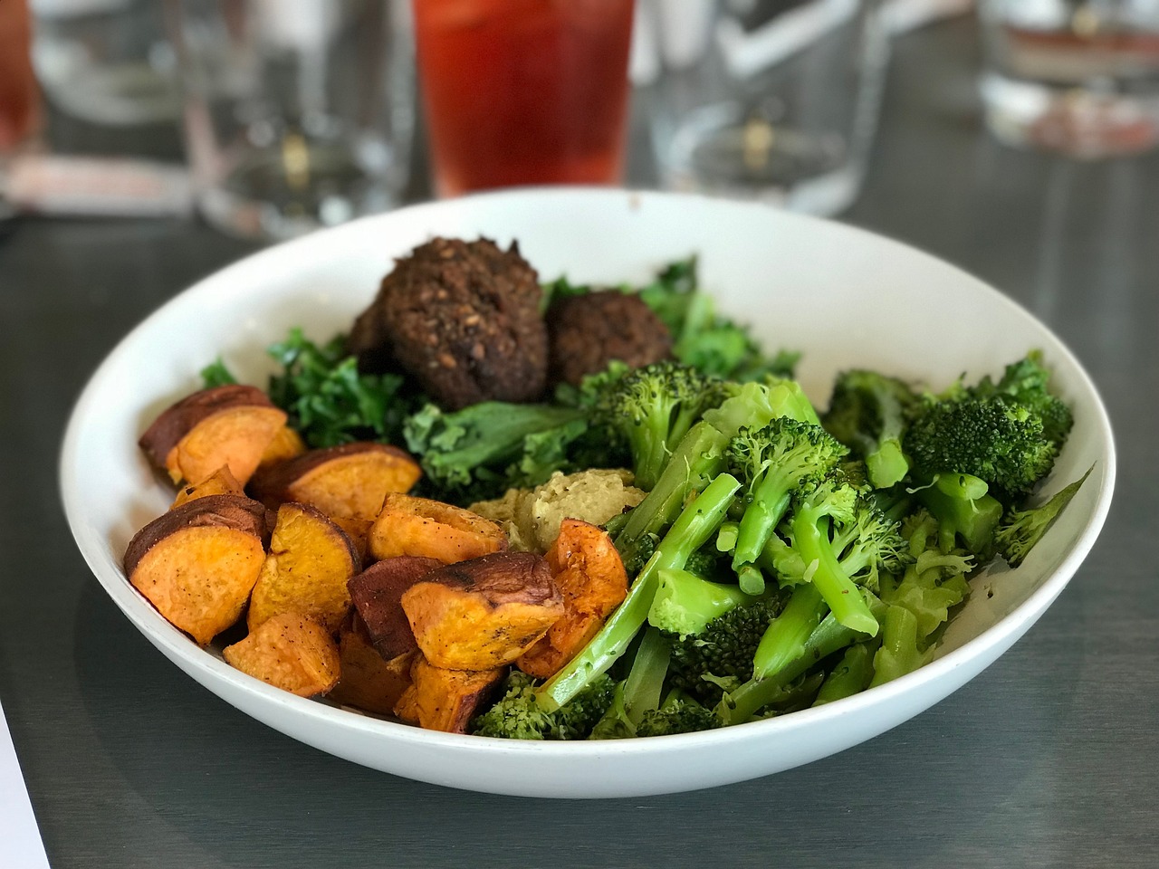 clean eating, broccoli, sweet potato